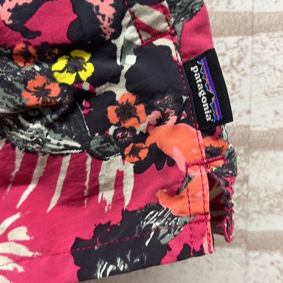 Patagonia Girls Pink Hawiian Print Shorts M - Picture 3 of 7
